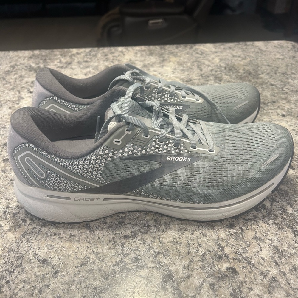 Brooks Ghost 14 Shoes